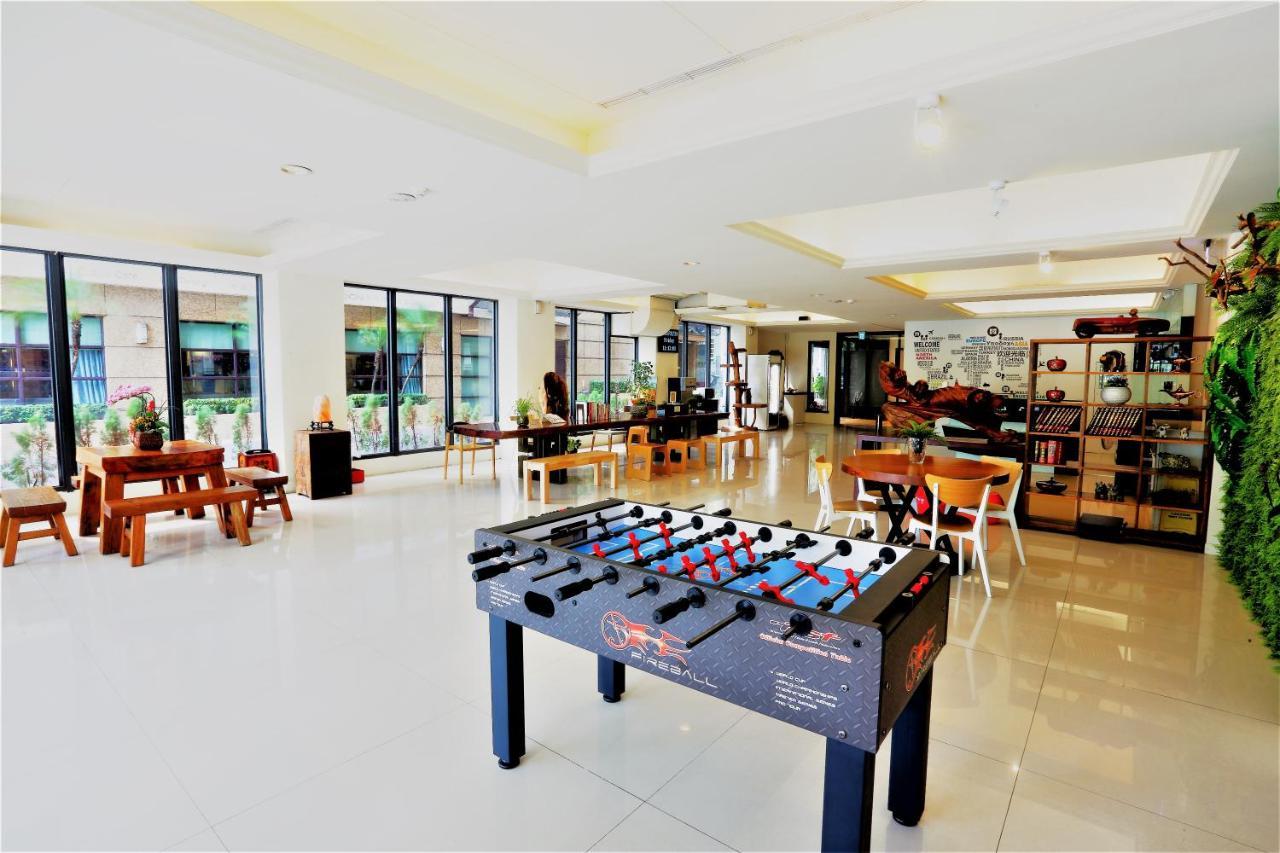 Huang Shin Business Hotel-Chung Kang Тайчжун Экстерьер фото