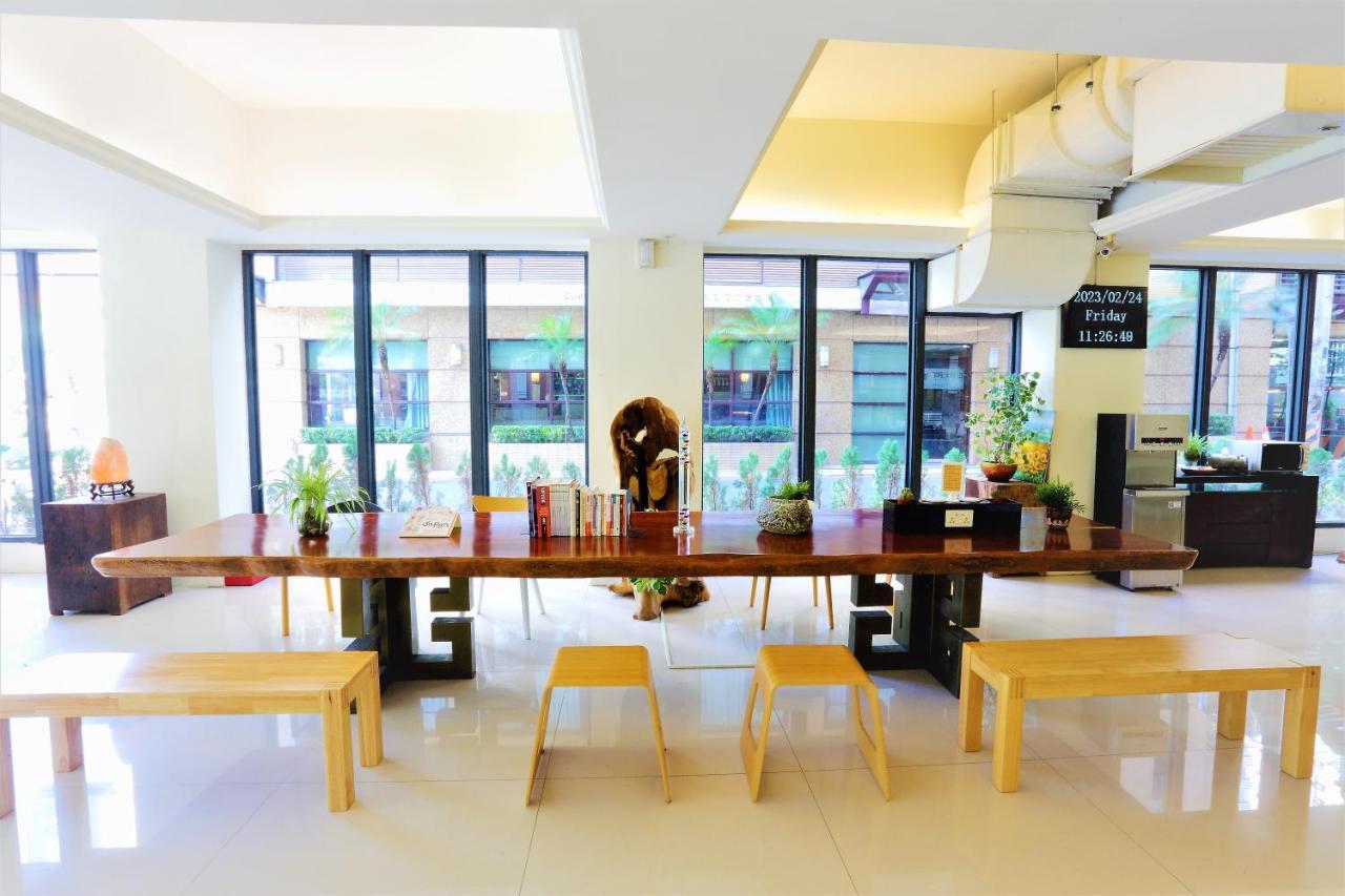 Huang Shin Business Hotel-Chung Kang Тайчжун Экстерьер фото