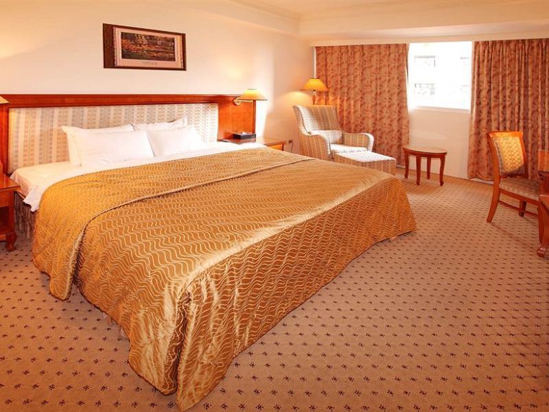 Huang Shin Business Hotel-Chung Kang Тайчжун Экстерьер фото