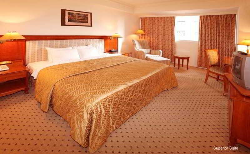 Huang Shin Business Hotel-Chung Kang Тайчжун Экстерьер фото