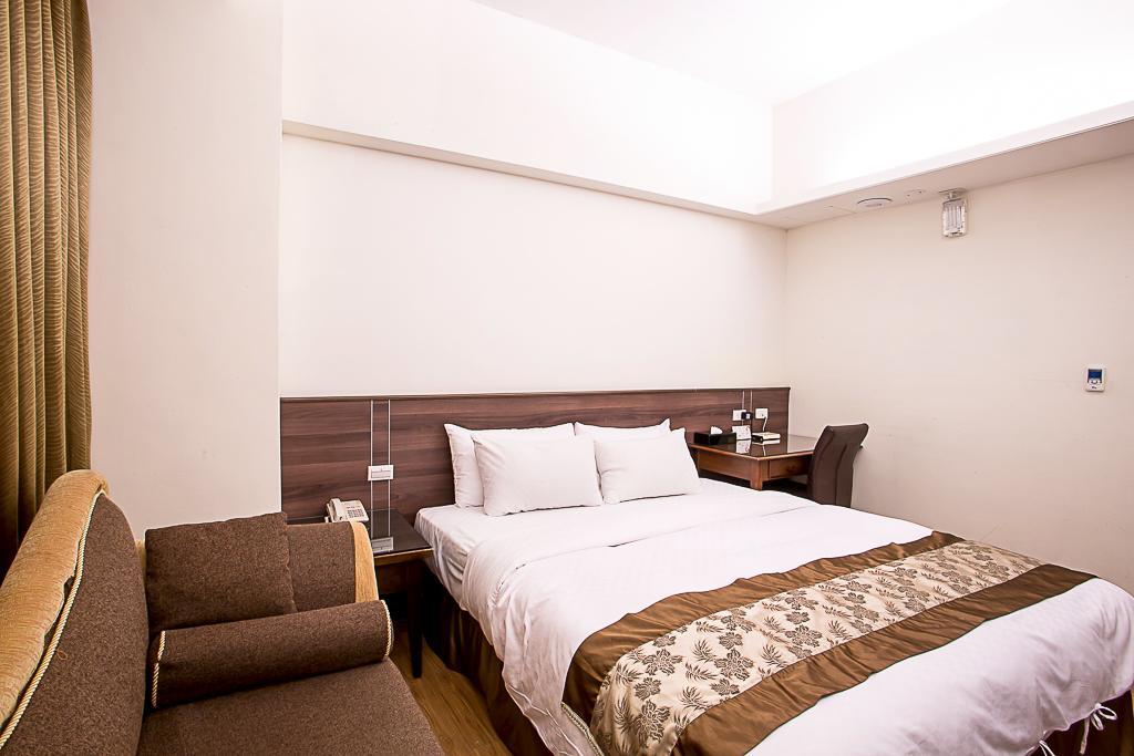 Huang Shin Business Hotel-Chung Kang Тайчжун Экстерьер фото